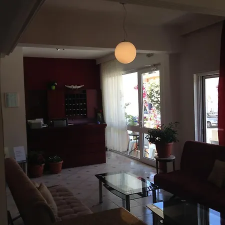 Zefyros * עיר רודוס